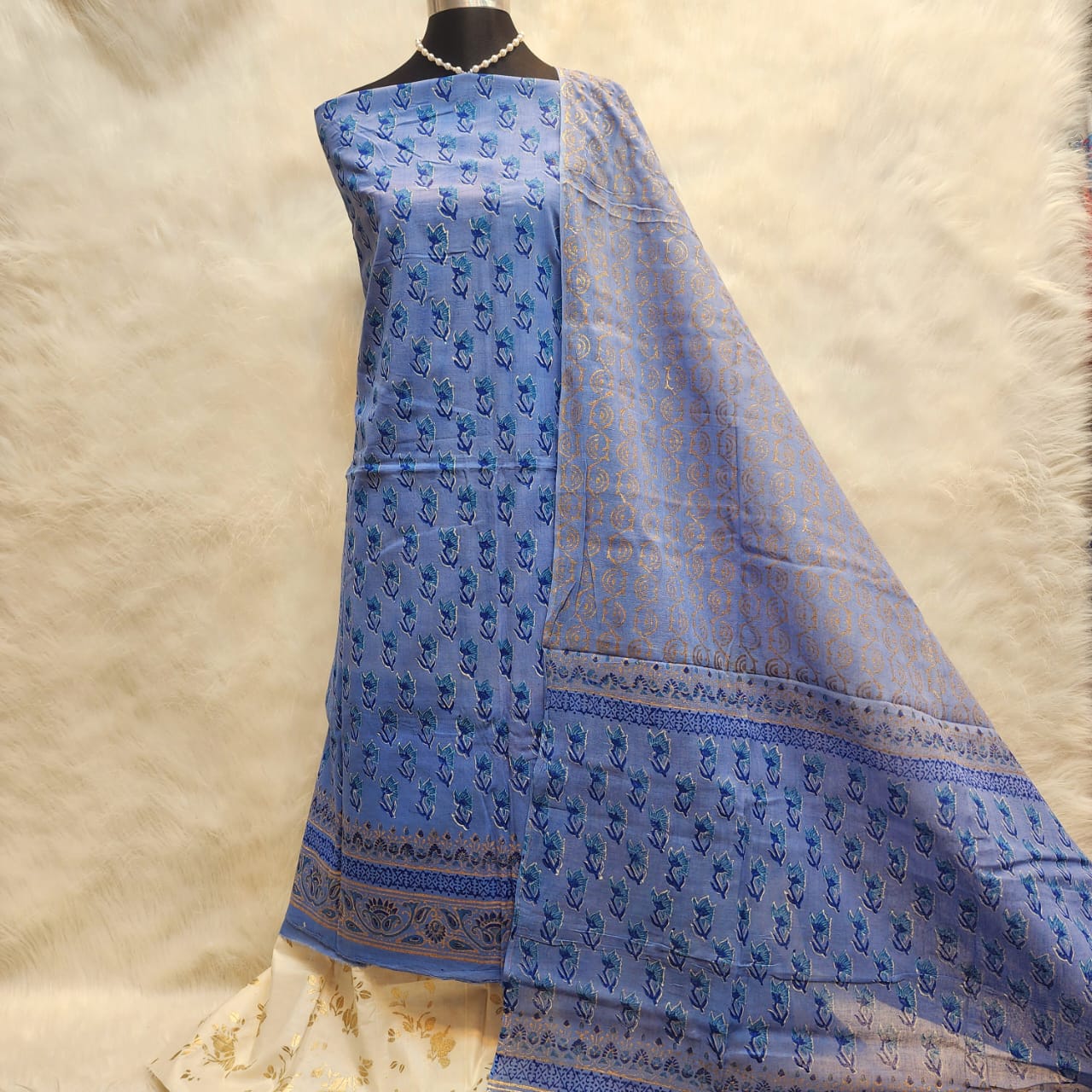 খাঁটি খাদ্দি কটন স্ক্রিন প্রিন্ট থ্রি পিস CD22